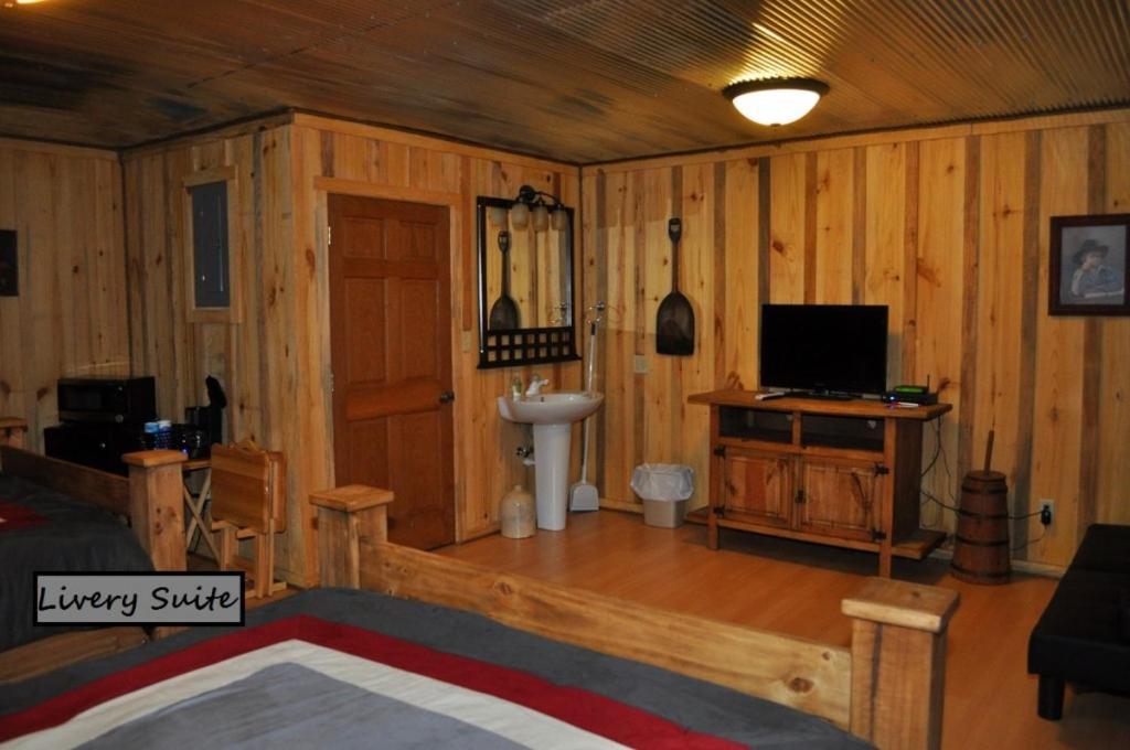 Diamonds Old West Hotel Murfreesboro Luaran gambar