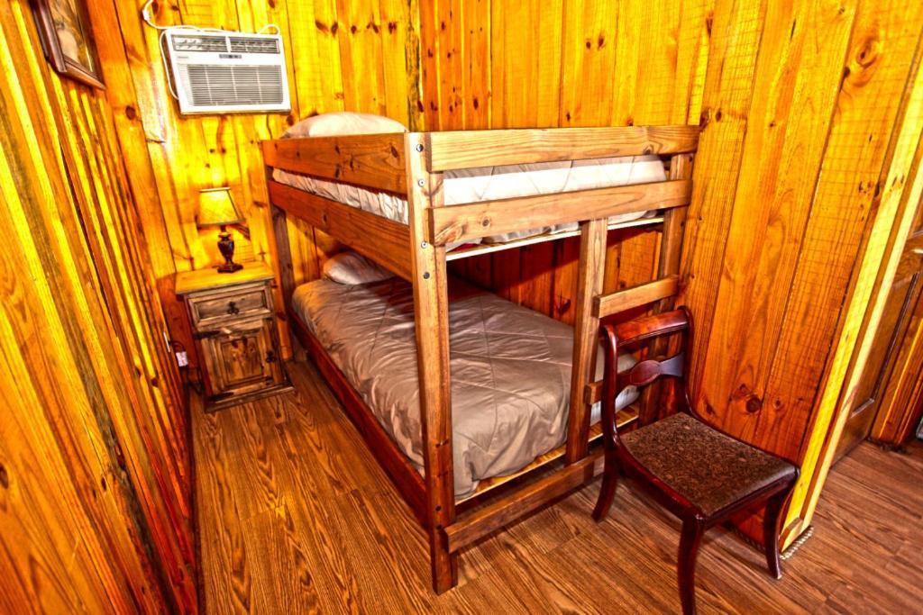Diamonds Old West Hotel Murfreesboro Luaran gambar